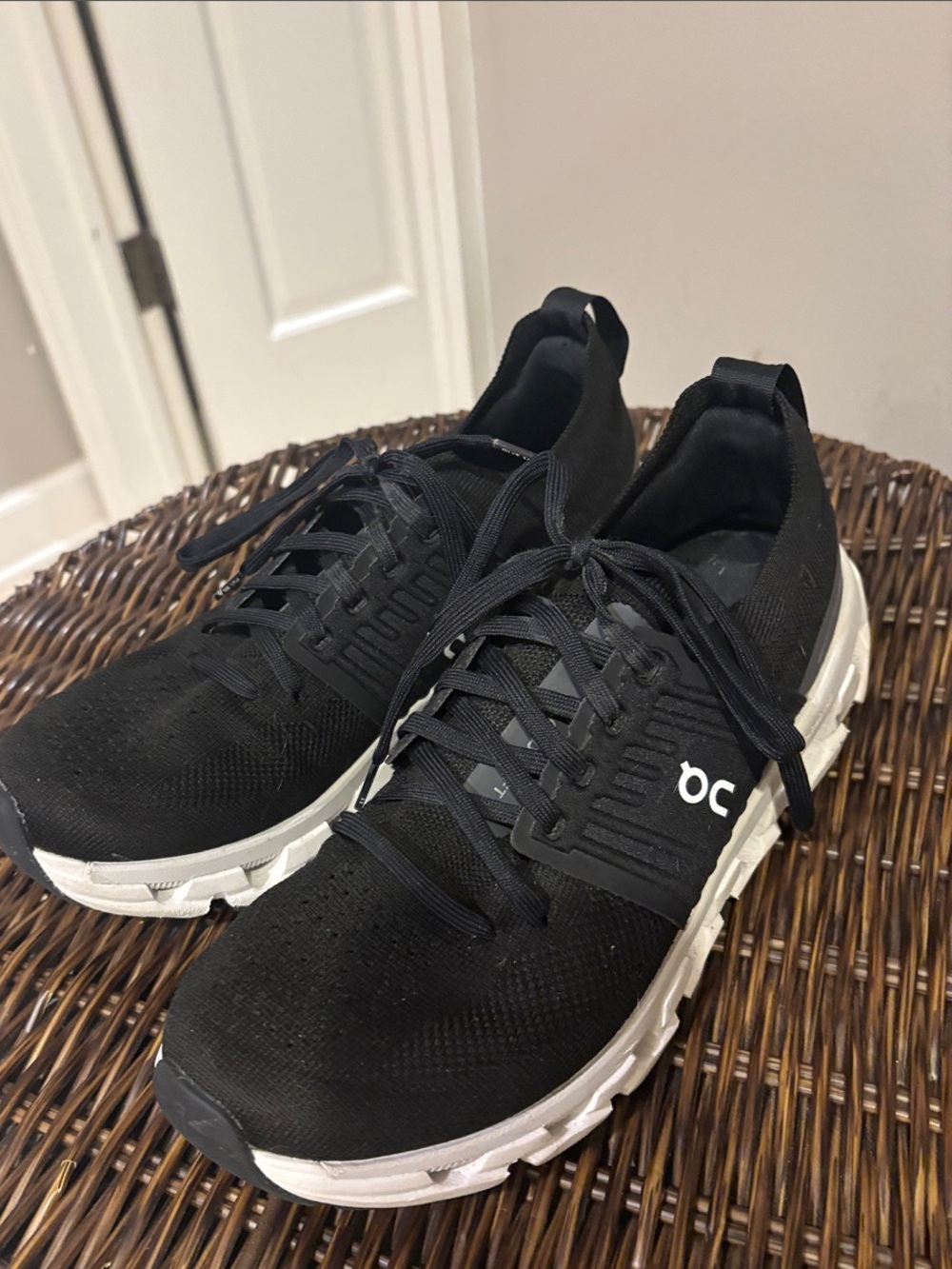 On Running Black Knit Men's Athletic Sneakers with White Sole